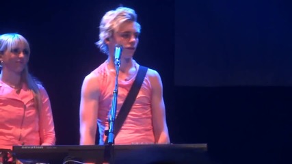 Ross Lynch playing Romeo-juliet Theme Song- 3-30-13- R5 in Chicago