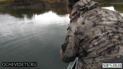 Руски рибари по необичаен начин ловят щука !