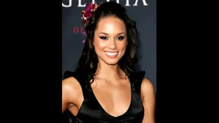 Alicia Keys feat Beyonce - Put it in a Love Song