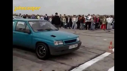 Opel Corsa C20xe vs Corsa 2.5 C25xe