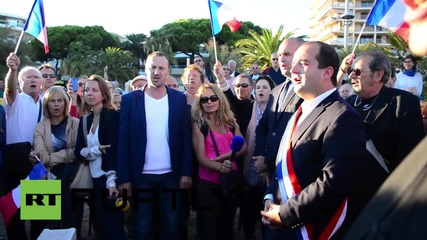 France: Front National mayor leads rally against mosque in Frejus