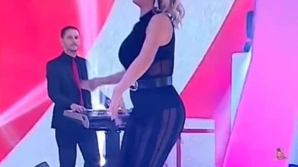 Selma Bajrami - Uzbuna - Novogodisnja Zurka Dm Sat 2017