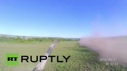 Гонка между танкове в Луганск