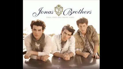 Превод !!! Jonas Brothers - Fly With Me