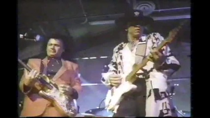 Stevie Ray Vaughan & Dick Dale - Pipe Line (from Back To The Beach)