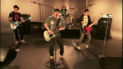 Fall Out Boy - Thriller ( Високо Качество )