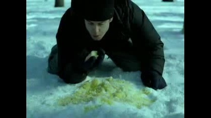 Жълт сняг (яка реклама)