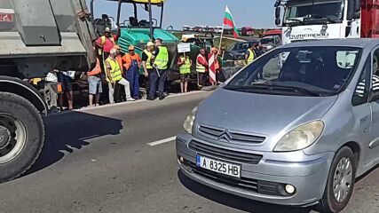 Протестът на пътищарите в Бургас