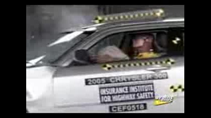Chrysler 300 Crash Test