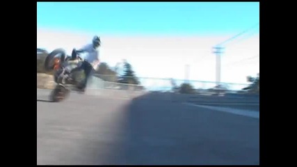 Supermoto stunt man 