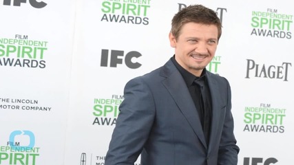 Jeremy Renner Gushes Over Being a Father