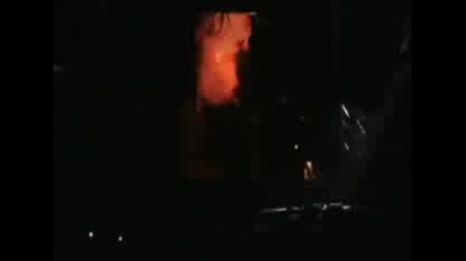 Metallica - No Leaf Clover Live In Paris 2004
