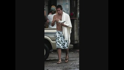 Момичета, изплакнете очи :d Jake Gyllenhaal Shirtless 