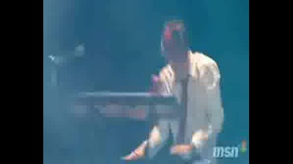 Rihanna Live Msn Concert Montreal (част 6)