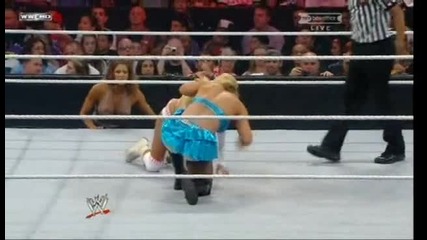 Wwe Summerslam 2011 : Divas Championship - Kelly Kelly vs Beth Phoenix