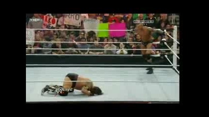Randy Orton Attacks Members Of The New Nexus