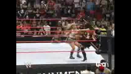 Viktoria Vs Mickie James