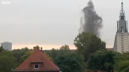 Много силен взрив в река