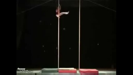 Dramatic Acrobat