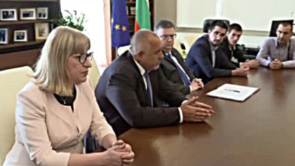 Борисов се срещна с българите, за които САЩ иска екстрадиция