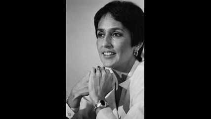 Joan Baez ~ A Stranger In My Place ~