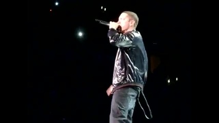 Eminem ft.rihanna - Love The Way You Lie (live) 
