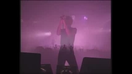 The Sisters Of Mercy - Suzanne , Live
