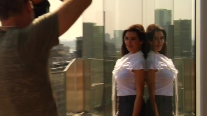 Kim Kardashians Cosmo Cover Shoot (hd) 