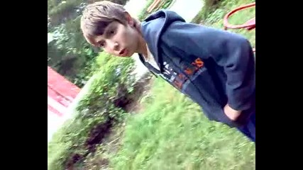 Като опардян заек! Голям смях :d:d