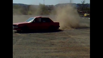 e30 318i kardjali 