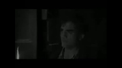 Robert Pattinson and Kristen Stewart [new Moon]