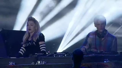 Madonna feat. Avicii - Girl Gone Wild - Umf Mix (live From Ultra Music Festival) 2012