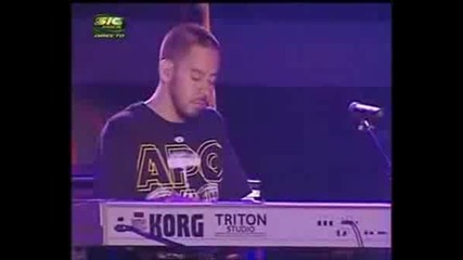 Linkin Park - Pushing Me Away (piano Version Oeiras Alive]