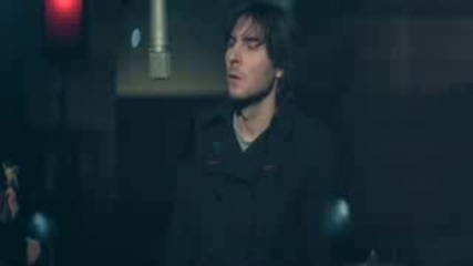 Phoenix - Long Distance Call 
