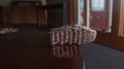 Невероятно балансиране на монети