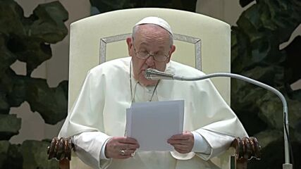 Holy See: 'Please, no more war' - Pope Francis holds prayer for peace in Ukraine