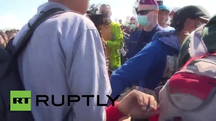 Унгария: Полицията се спречка с бежанци в къмпинг край Рьоске, един ранен