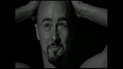 American History X - Негро Изяжда Бордюра