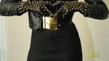 Miss Lovato for contes