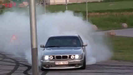 Bmw e velika igra4ka