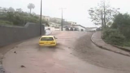Бедствено наводнение в Мадейра - Португалия 