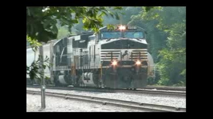 Sd60 And Dash 9 - 40cw