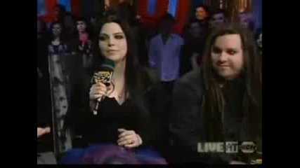 Забавната Amy Lee =]