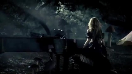 Avril Lavigne - Alice ( Underground )