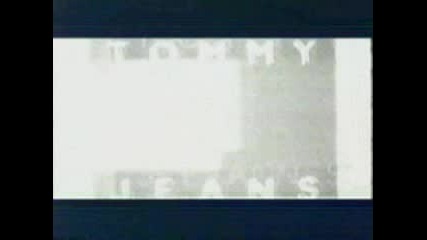 Aaliyah - Pub Tommy Hilfiger