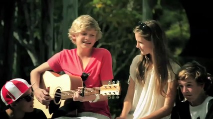 Превод! Cody Simpson - Summertime ( Official Video H D ) 