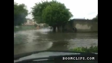 Тоя Идиот се преби ( Яко Смях )