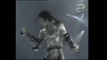 Michael Jackson - They dont care about us 