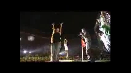 Fifa world cup 2010 - wavin flag 