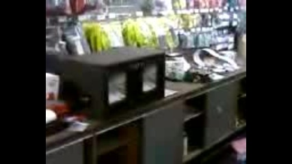 Dual Kicker L5 Bass Test